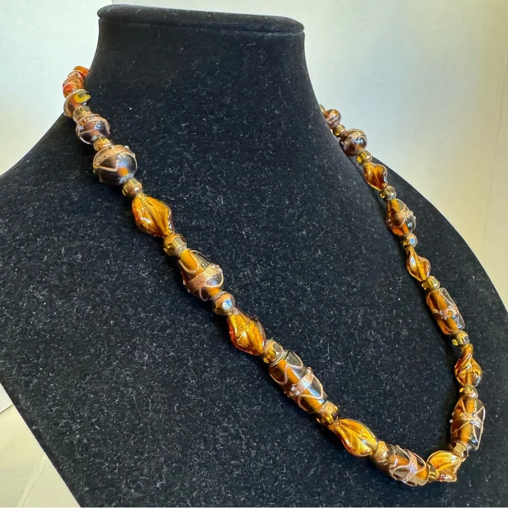 Vintage Brown Amber Color Gold Foil Lampwork Handmade Art Glass Beaded Necklace